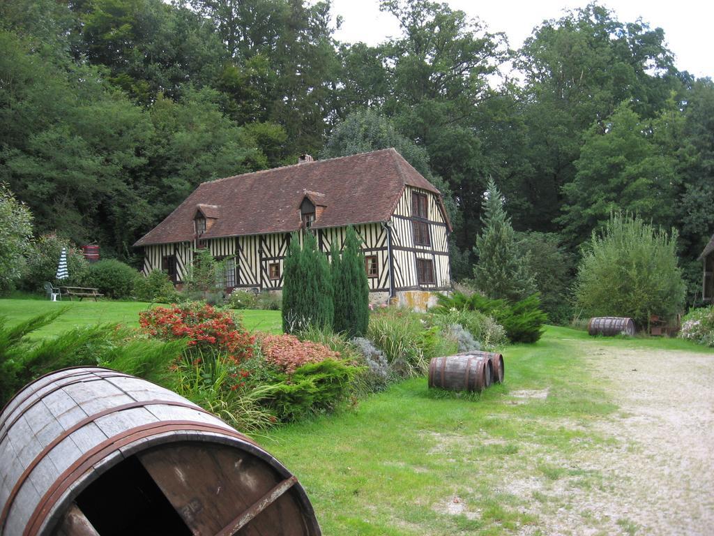 Bed and Breakfast La Boursaie Livarot-Pays-d'Auge Exterior foto