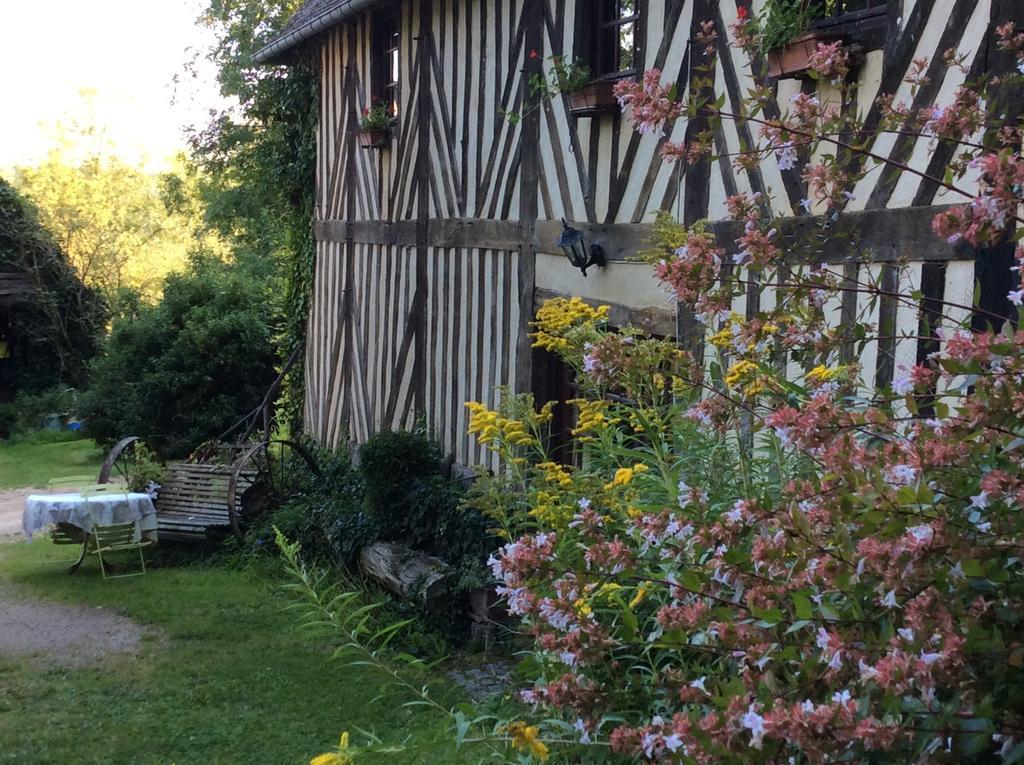 Bed and Breakfast La Boursaie Livarot-Pays-d'Auge Exterior foto