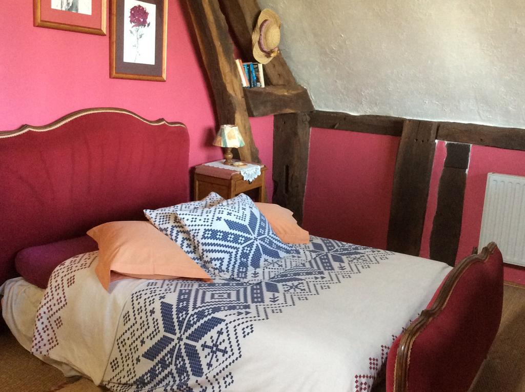Bed and Breakfast La Boursaie Livarot-Pays-d'Auge Exterior foto